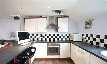 Apartment 15 In *